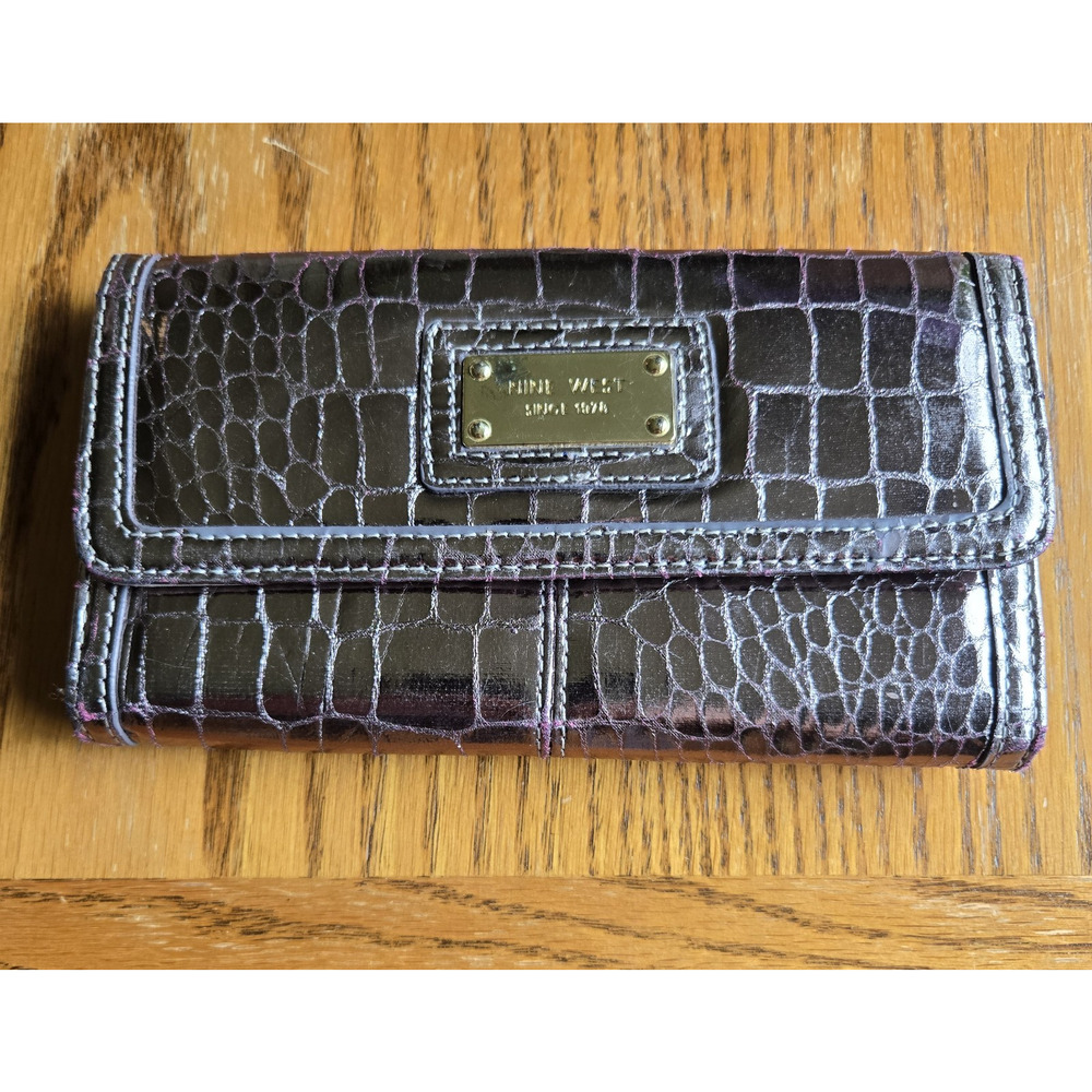 Nine West Gold Metallic Embossed Leather Wallet Double Snap Multiple Slots